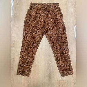 Express snake print drawstring ankle pant size medium